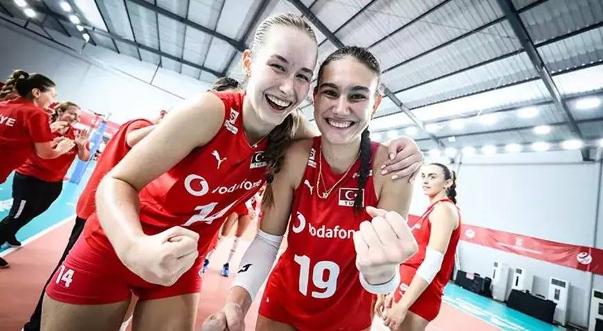 Harika kız Defne Başyolcu: Defne Başyolcu kimdir? 3